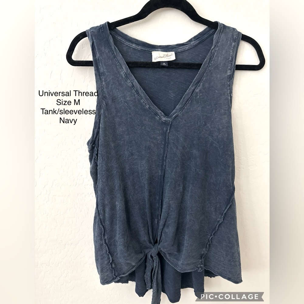 Universal thread navy tank top size medium
